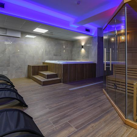 Hotel Rivus Пескьера-дель-Гарда Экстерьер фото