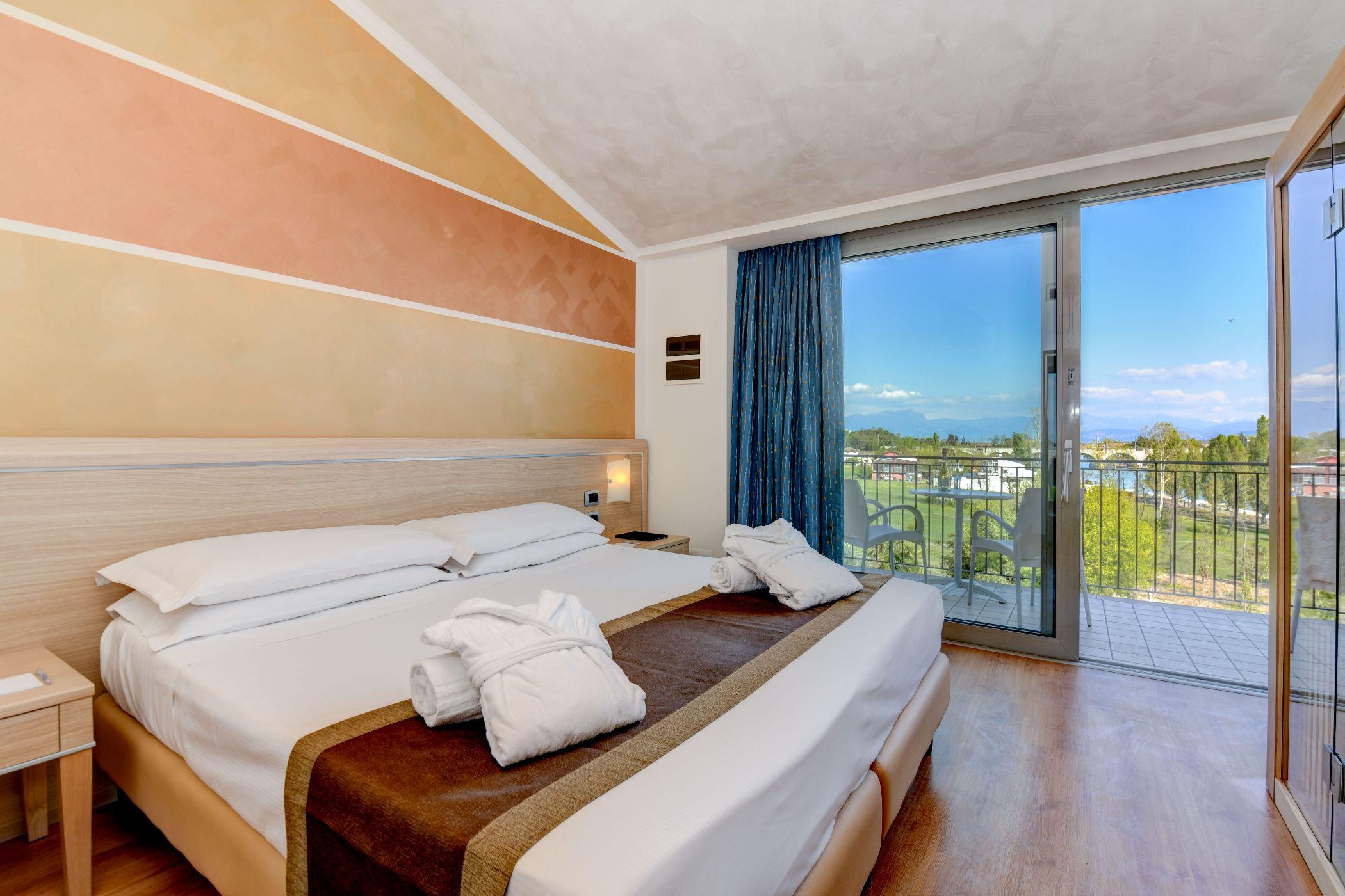 Hotel Rivus Пескьера-дель-Гарда Экстерьер фото